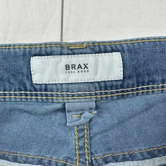 Brax Jeans Mens 34 Blue Light Cadiz Straight Leg Lightweight Stretch Casual - Picture 3 of 13
